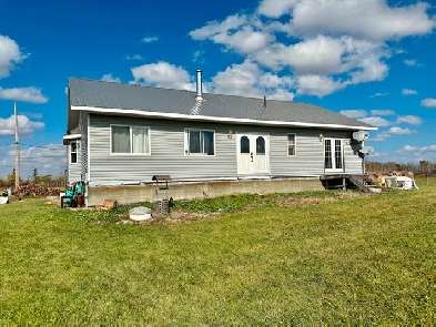 Turn Key Cattle Ranch with Home! Image# 10