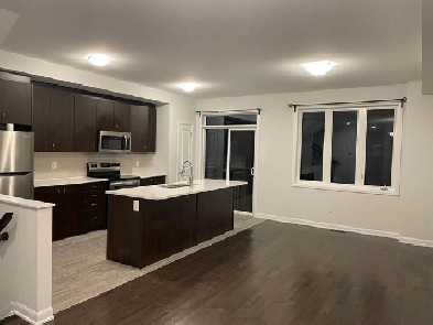 3 BEDROOM TOWNHOUSE FOR RENT @ BARRHAVEN Image# 7