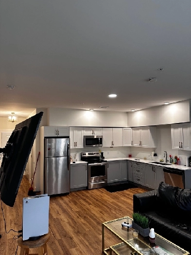 One bed room in a 2 bed apt Image# 1