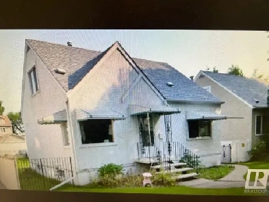 OWNER FINANCING, 1 1/2 STOREY WITH SUITE, KING EDWARD PARK. Image# 1