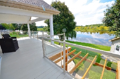House on the river for sale Image# 8