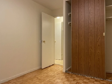 One Room for rent, close to Algonquin College and Carleton U Image# 3