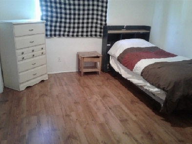 BIG BEDROOM  FURNISHED VACANT PH 4036677854 Image# 1