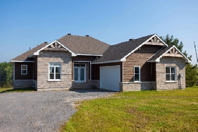 EXIT Realty Matrix - 2583 Principale St, Wendover Image# 4