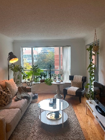 Condo for Rent - Great Apartment in Toronto Image# 1