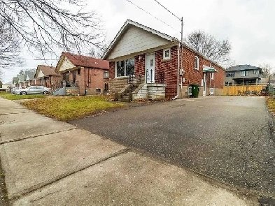 Apartment for rent in Scarborough Image# 1