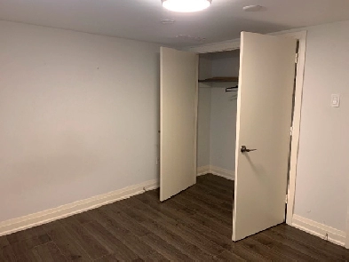 Bayview/Sheppard room for rent $850 call4163006610 Image# 1