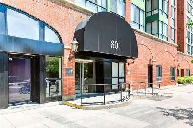 .  801 King St West - Move-in Ready Condo! Image# 1