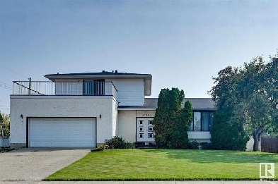 BACKS ONTO PARK - 11503 48 ST NW Image# 1