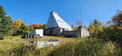 UNIQUE 100 Acre Hunt Camp in Commanda Image# 1