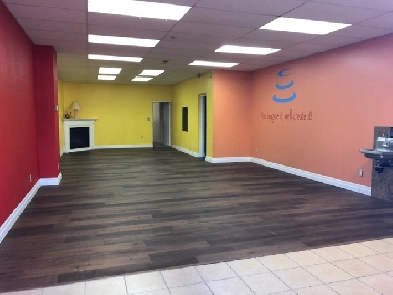 Port Credit Store Front