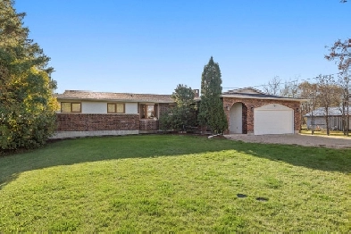 4985 Rebeck Road, St Clements Image# 1