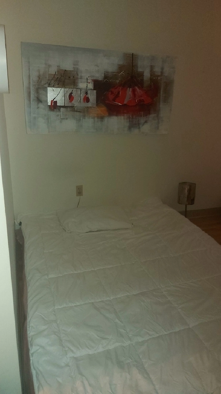 Rent room in City of Montréal,QC - Room Rentals & Roommates