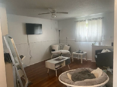 Orleans-2 Bedroom Apartment for Rent-$1695- Available Dec 1st