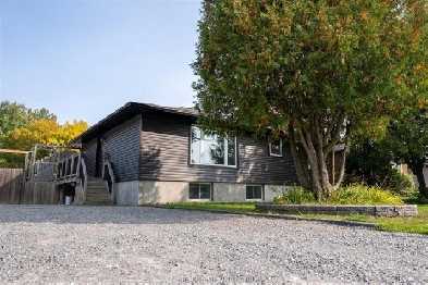 312 Moonlight Ave Sudbury, ON P3B3N3