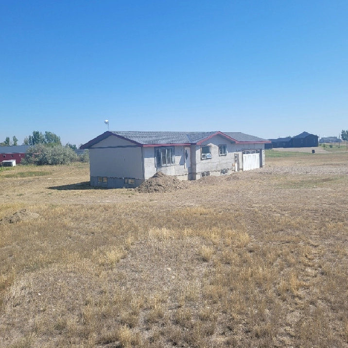 Acreage For Sale Near Medicine Hat