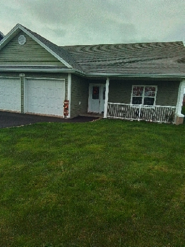 Single level  bungalow Image# 1