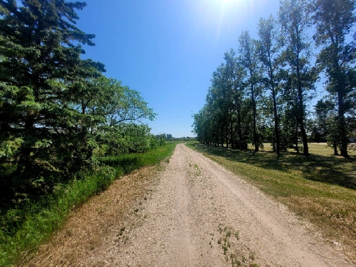 27.2 ACRES ON TRAVERSE RD IN STE ANNE MB in Winnipeg,MB Land for Sale