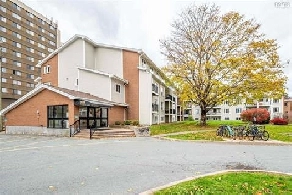 323 2070 Quingate Place Image# 9