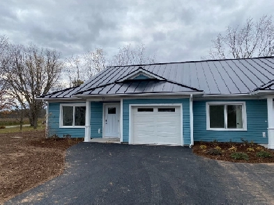 New 2 Bed, 2 Bath in South Berwick Image# 1