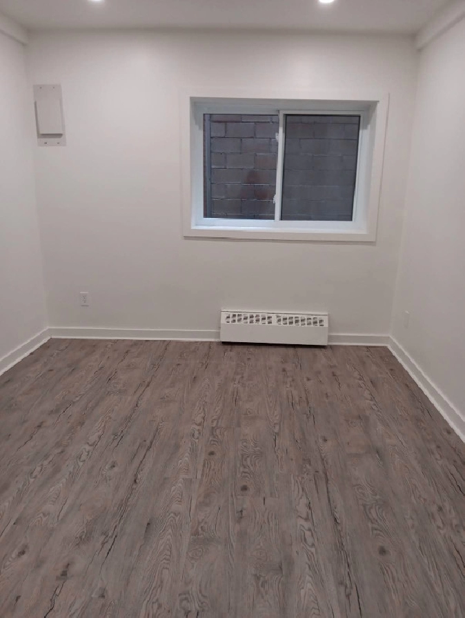 3.5 PLATEAU MONT ROYAL RÉNOVÉ DISPONIBLE DÈS MAINTENAN in City of