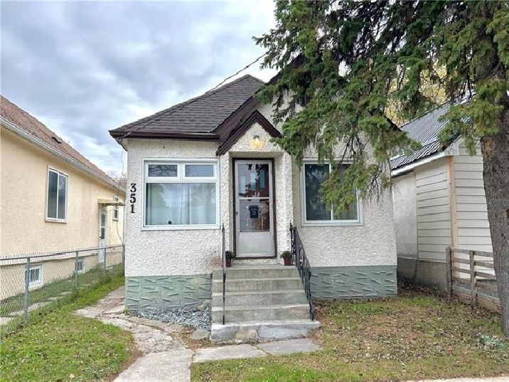 Excellent Starter/Investment 3BR Home for Sale - 351 Powers St. in Winnipeg,MB - Houses for Sale