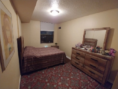 Room for rent - Luxury condo building