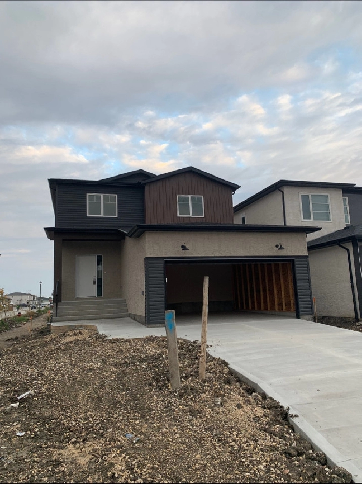 Brand New 5 Bedroom 3 Bathroom House for Rent Castlebury Meadows in Winnipeg,MB - Apartments & Condos for Rent