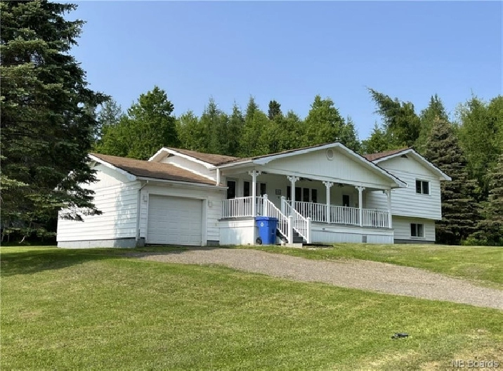 153 Hospital St, Bath, NB in Fredericton,NB - Houses for Sale