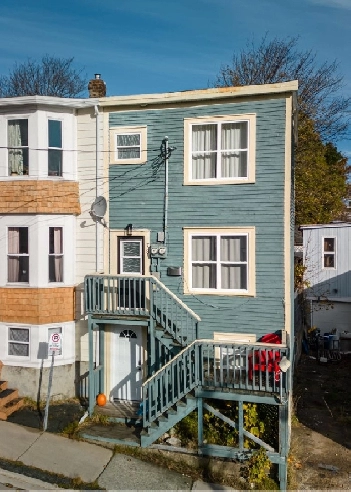 2 Bedroom, 1,5 Bathrom Downtont St.John's Image# 1