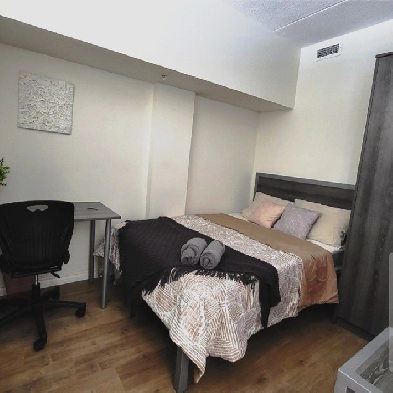 1 bedroom with private bathroom in a shared apartment Image# 1