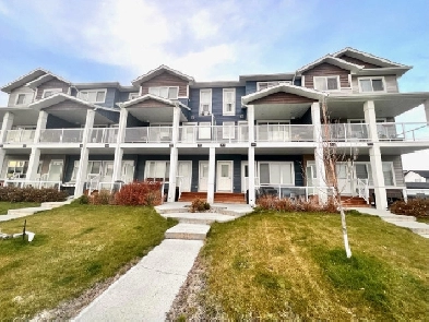 508B-3359 Green Poppy St - Greens on Gardiner Image# 1