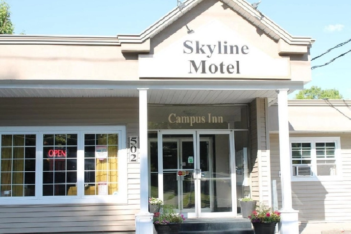 Campus Inn Room Available for Jan 2024 - June 2024 in Fredericton,NB - Apartments & Condos for Rent