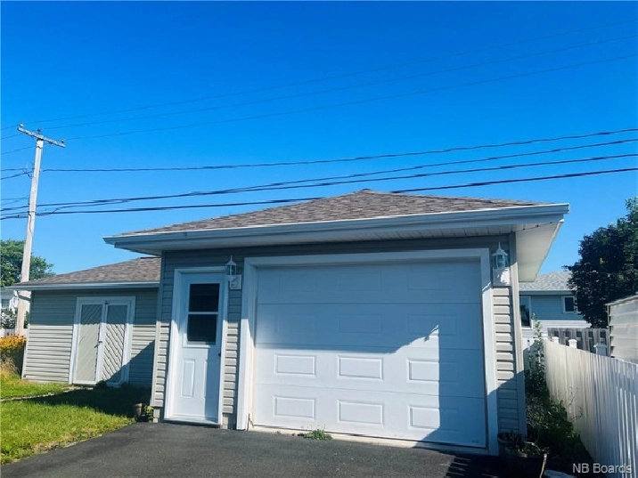 House for sale in Bathurst,NB Houses for Sale