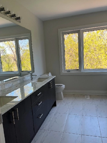 Master bedroom for Rent Image# 1