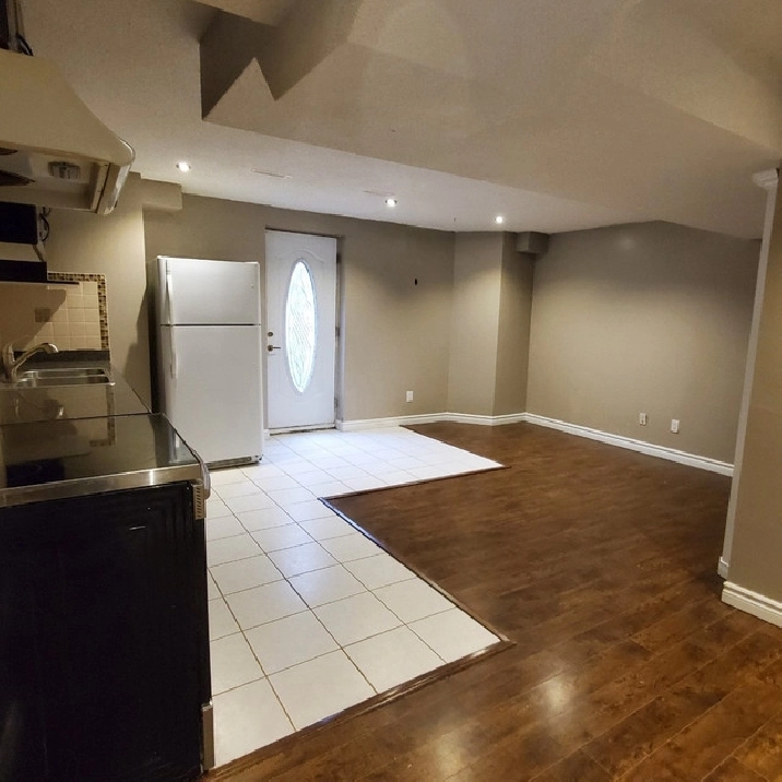 Legal Basement for rent in City of Toronto,ON - Apartments & Condos for Rent