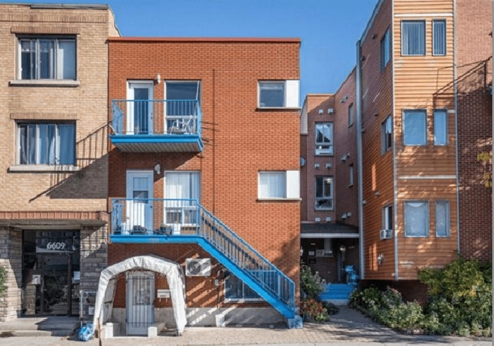 Logement 4.5 à louer. 1200$/mois. Disponible 1 Déc 2023 in City of Montréal,QC - Apartments & Condos for Rent