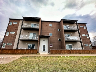 #10 - 330 Main Street Image# 1