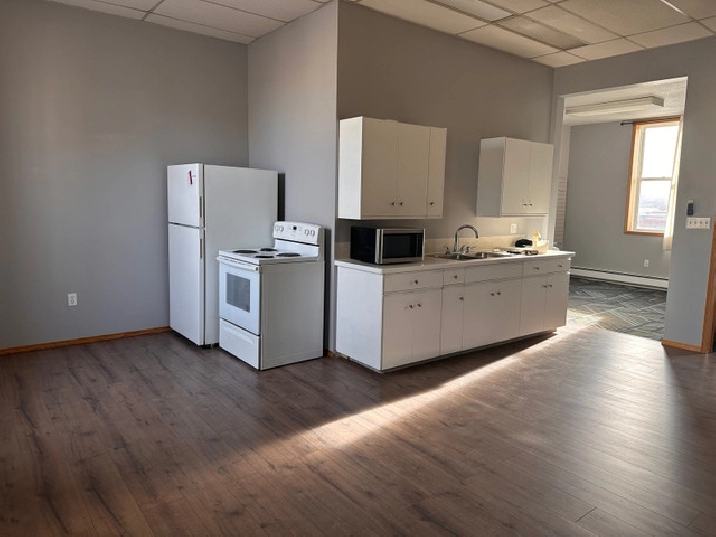 Suite rental in Moose Jaw,SK Apartments & Condos for Rent