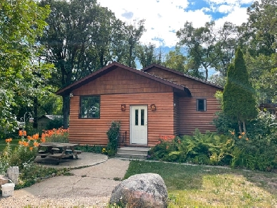 House to be moved summer 2024 - Starbuck, MB Image# 1