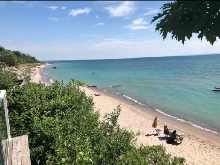 Tiny Beaches/Georgian Bay Cottage for Rent - Lucky Number 7 in City of Toronto,ON - Short Term Rentals