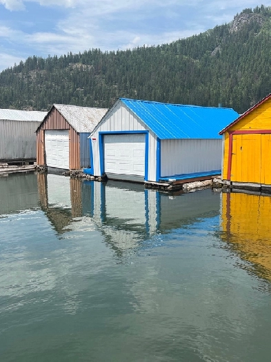 For Sale Boat House at Kootenay Launch Club