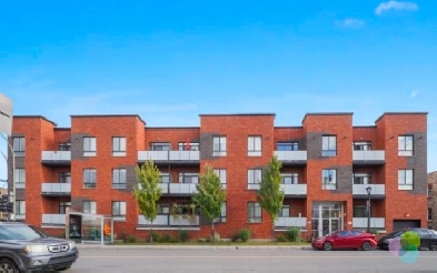 Condo à vendre 2 chambres et 1 salle de bain dans Ahuntsic Image# 1