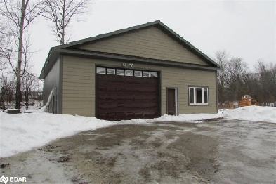 SHOP FOR RENT AVAILABLE Image# 1