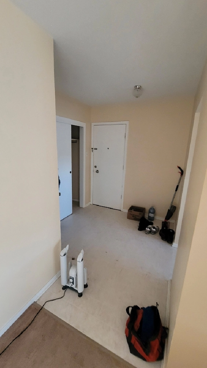 Esterhazy living room rental in Regina,SK - Room Rentals & Roommates