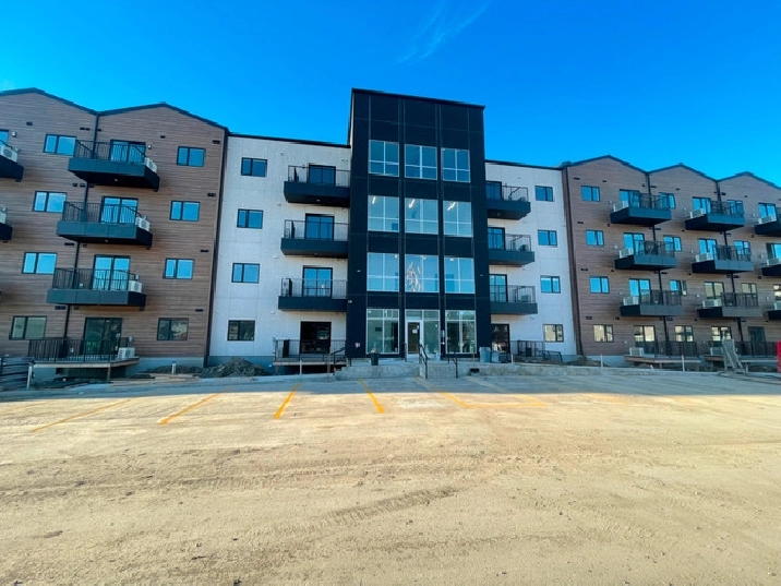 Luxury 3 Bedroom Apartment Near Kildonan Place Mall for Rent! in Winnipeg,MB - Apartments & Condos for Rent