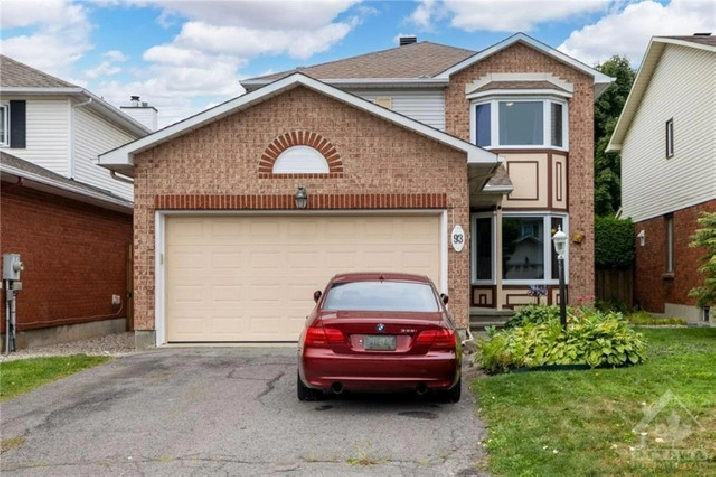 93 Equestrian Drive | 3 Bed 3 Bath in Ottawa,ON - Houses for Sale