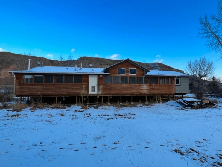 MOBILE HOME in Calgary,AB - Houses for Sale
