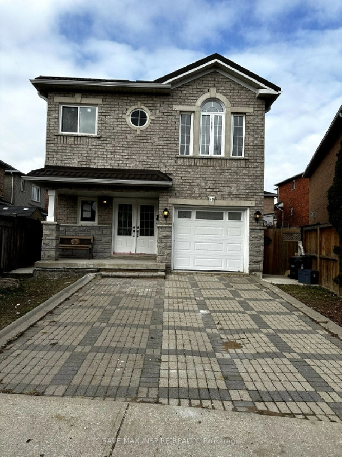 House for Sale. in City of Toronto,ON - Houses for Sale