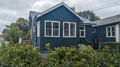 House For Sale- Massively Price Reduced Image# 10